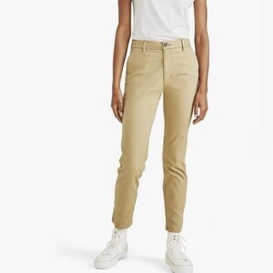 Dockers Women's Slim Fit Weekend Chino Pants Harvest Gold Size 29